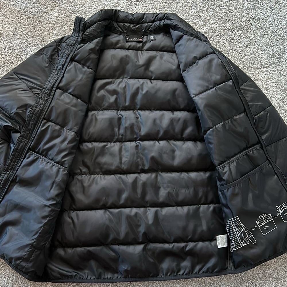 Men’s Swiss Tech Black Puffer Jacket - Picture 6 of 7